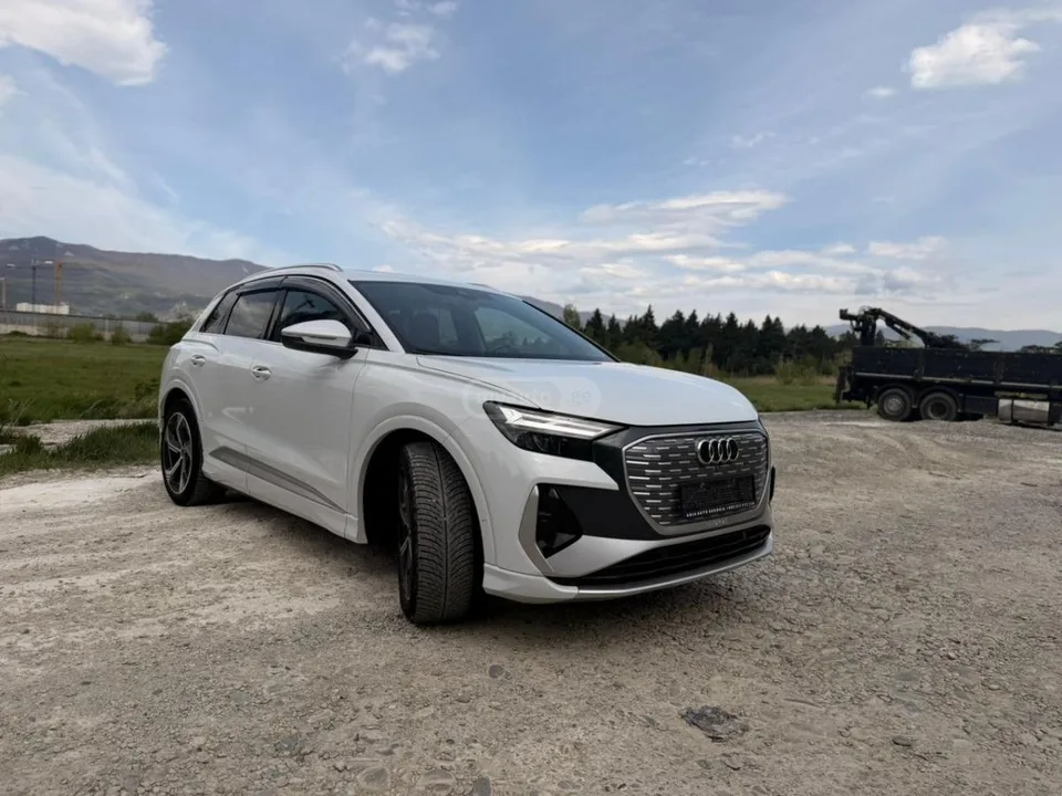 Audi Q4 E-Tron 40 Premium 4dr 4x2 Sport Utili 2023 — миниатюра 2