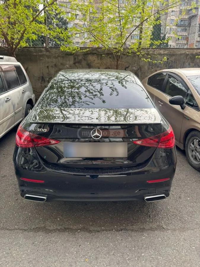 Mercedes-Benz C 300 AMG 2023 — миниатюра 3