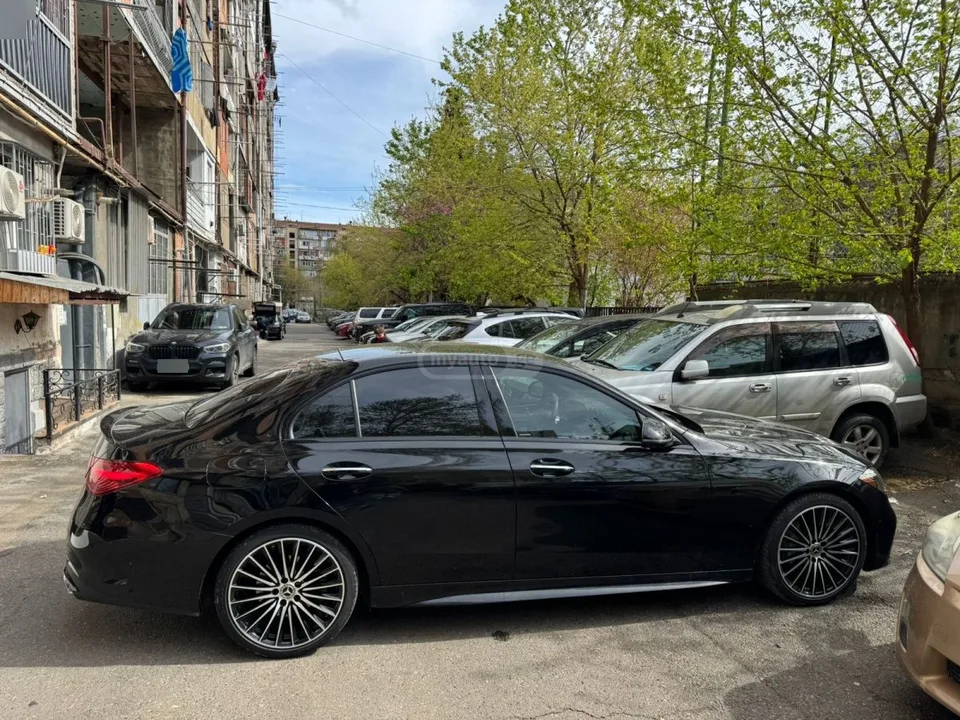 Mercedes-Benz C 300 AMG 2023 — миниатюра 4