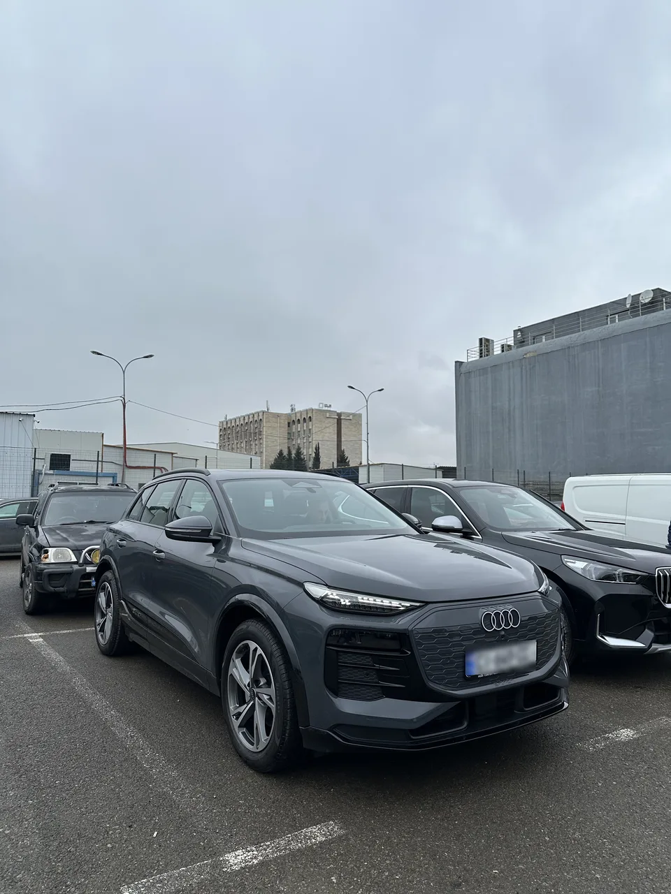 Audi E-Tron 2025 — миниатюра 5