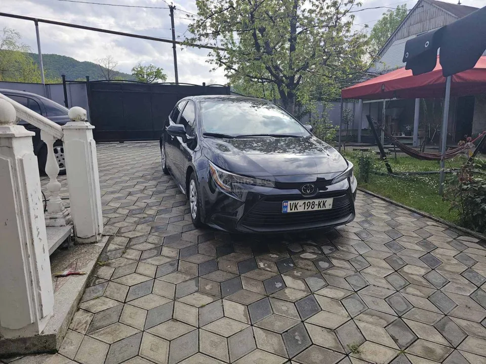 Toyota Corolla 2024 — фото 1, купить с доставкой в Москву