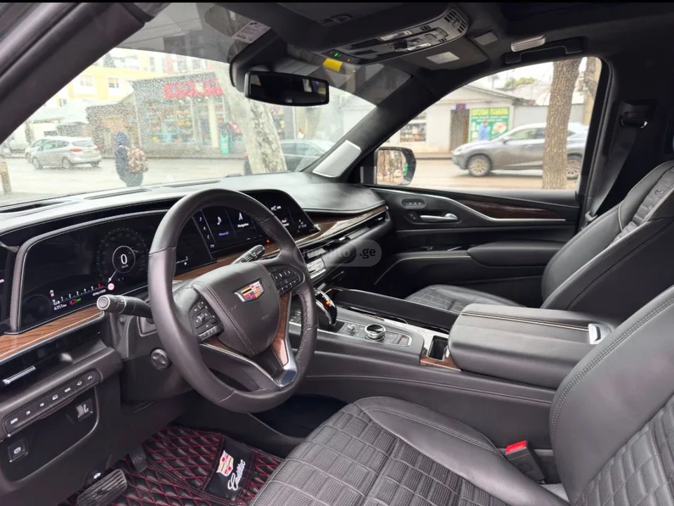 Cadillac Escalade 2023 — миниатюра 4