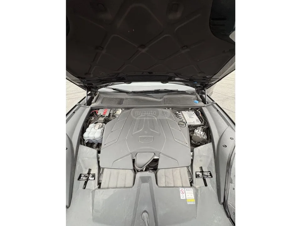Porsche Cayenne 2023 — миниатюра 4