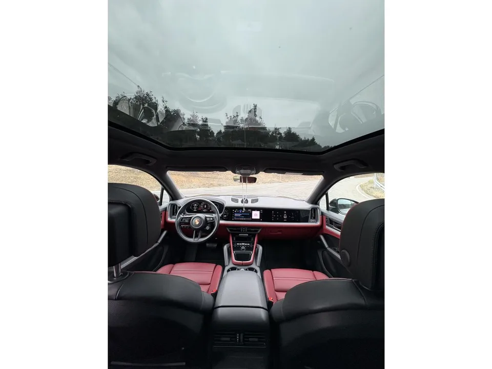 Porsche Cayenne 2023 — миниатюра 5