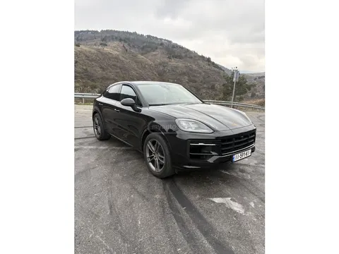 Porsche Cayenne 2023 купить в Москве