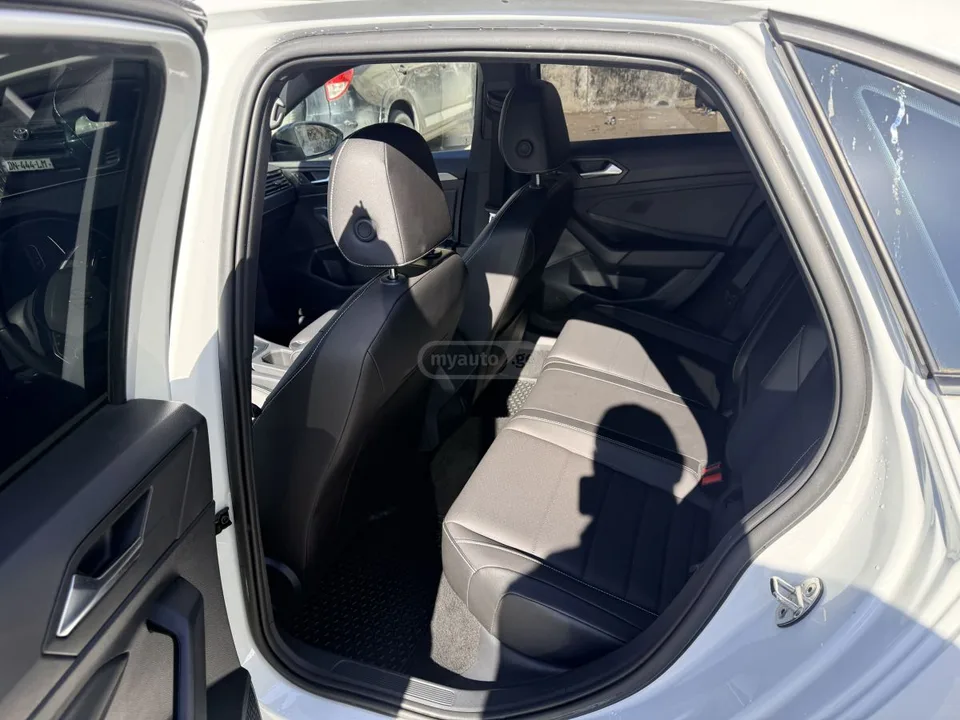 Volkswagen Jetta SEL 2022 — миниатюра 5