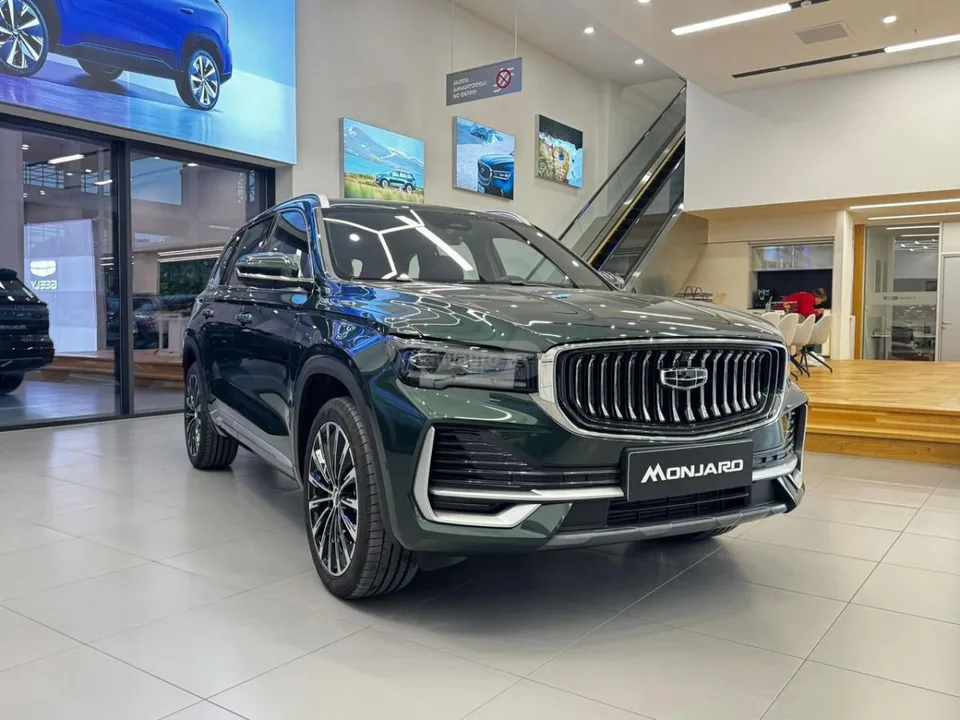 Geely Monjaro 2026 — фото 1, купить с доставкой в Москву