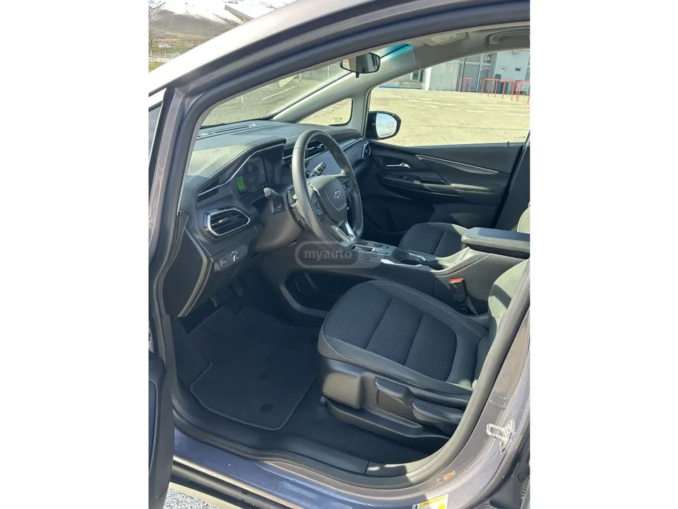 Chevrolet Bolt EV 2023 — миниатюра 4