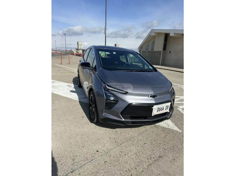 Chevrolet Bolt EV 2023 — миниатюра 5
