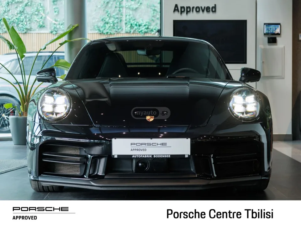 Porsche 911 2024 — миниатюра 2