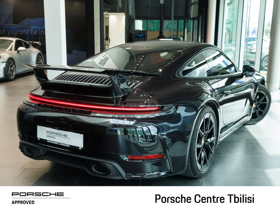 Porsche 911 2024 — миниатюра 3