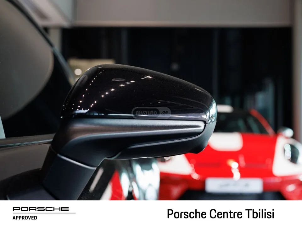 Porsche 911 2024 — миниатюра 4