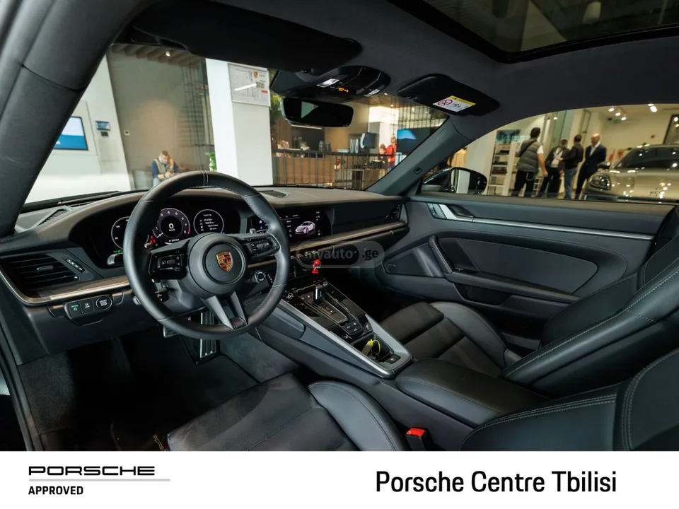 Porsche 911 2024 — миниатюра 5