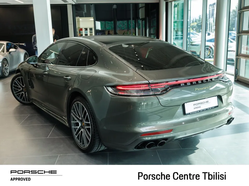 Porsche Panamera 2023 — миниатюра 3