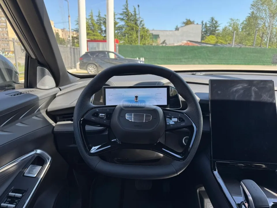 Geely Atlas Cool 2026 — миниатюра 3