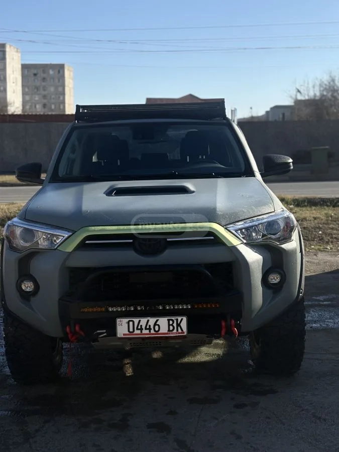 Toyota 4 Runner TRD Off Road 4dr 4x4 Automatic 2022 — миниатюра 2