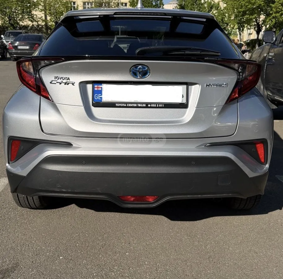 Toyota C-HR 2023 — миниатюра 2