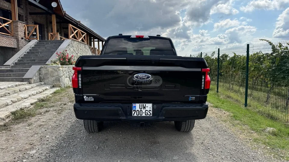 Ford F-150 2023 — миниатюра 3
