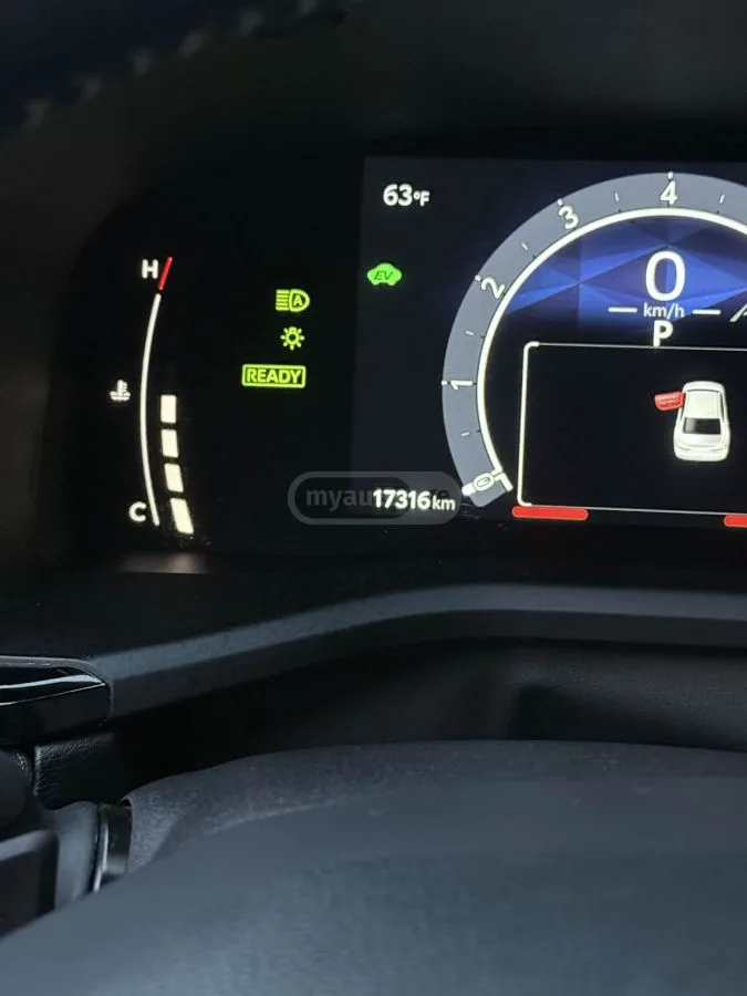 Toyota Camry 2025 — миниатюра 4