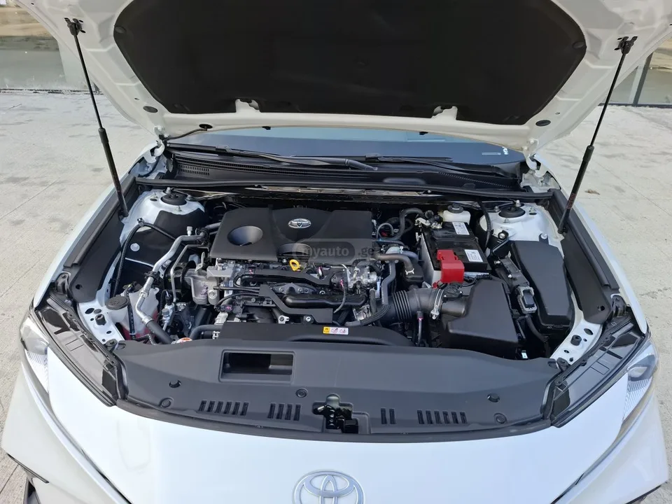 Toyota Camry 2024 — миниатюра 5