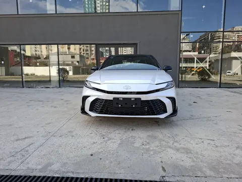 Toyota Camry 2024 купить в Москве