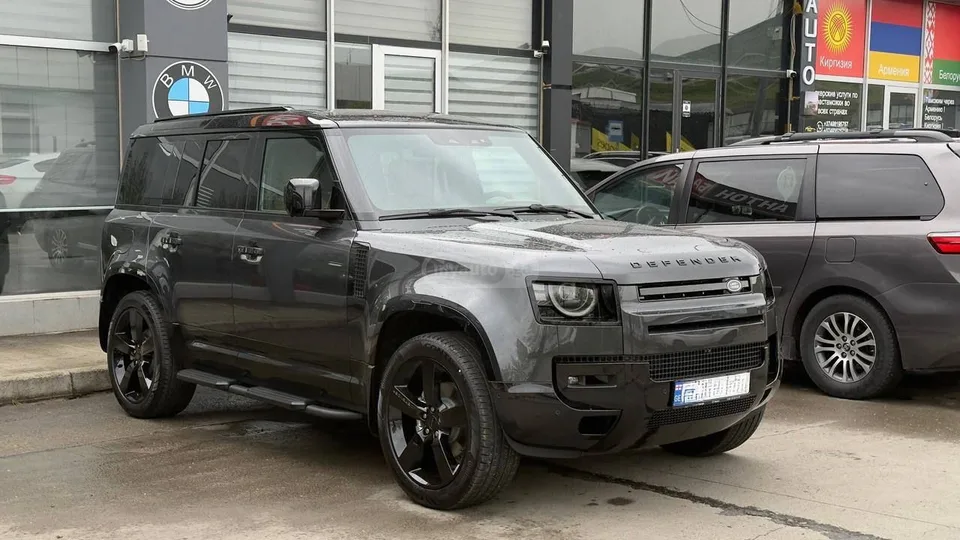 Land Rover Defender 110 2026 — миниатюра 2