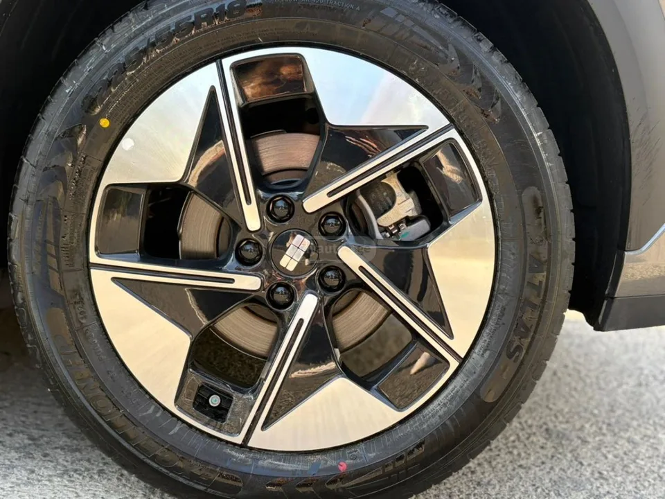 Geely Galaxy E5 2026 Exploration + 2025 — миниатюра 5