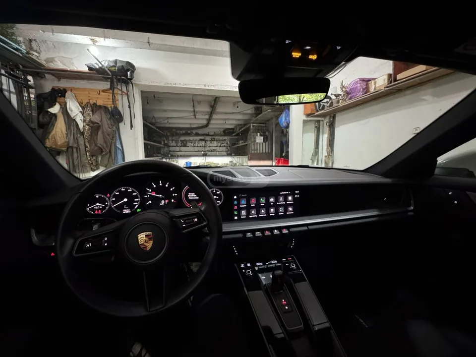 Porsche 911 2024 — миниатюра 5