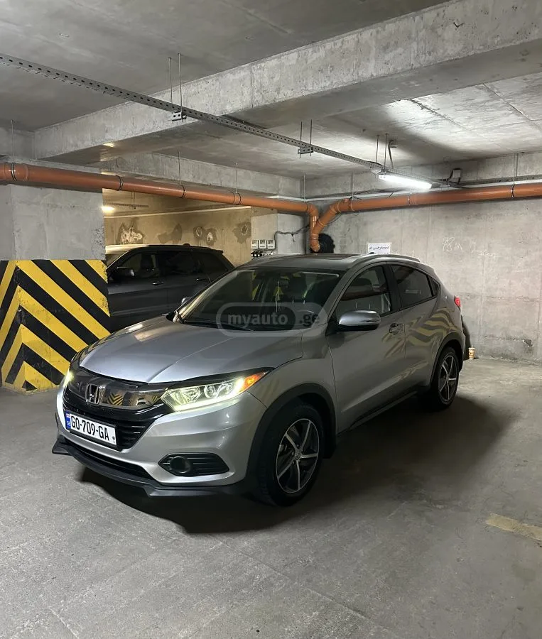 Honda HR-V EX-L 4dr All-Wheel Drive CVT 2022 — фото 1, купить с доставкой в Москву