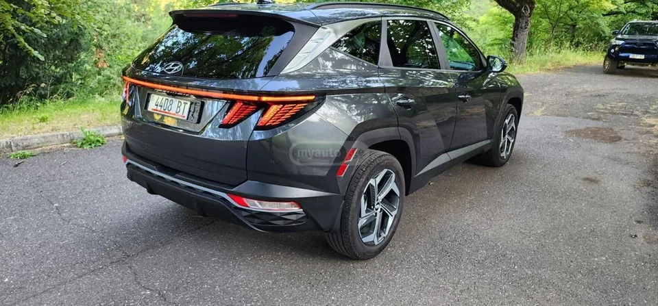 Hyundai Tucson 2023 — фото 1, купить с доставкой в Москву