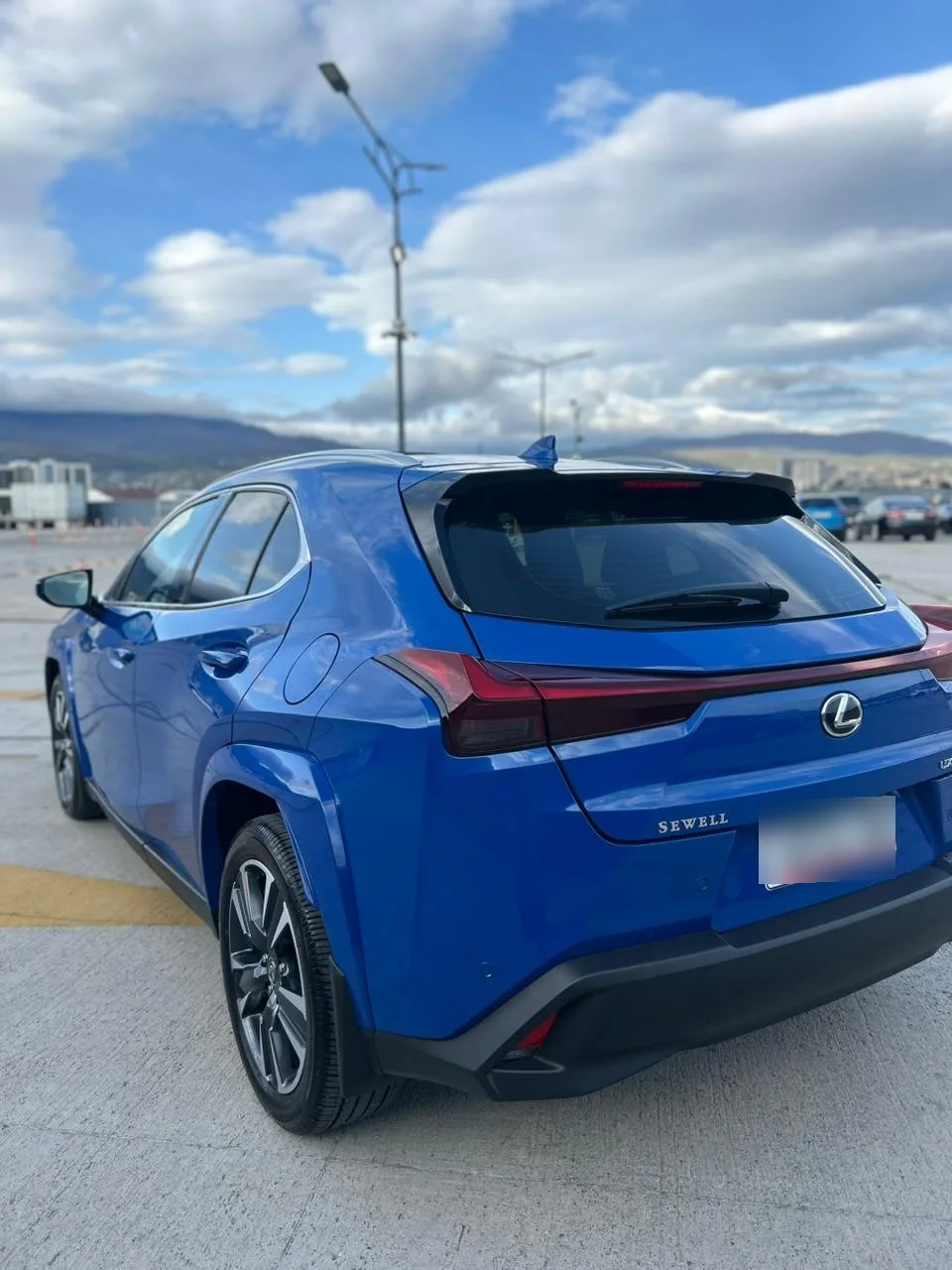 Lexus UX 250h UX300H - 196HP Hybrid 2025 — миниатюра 3