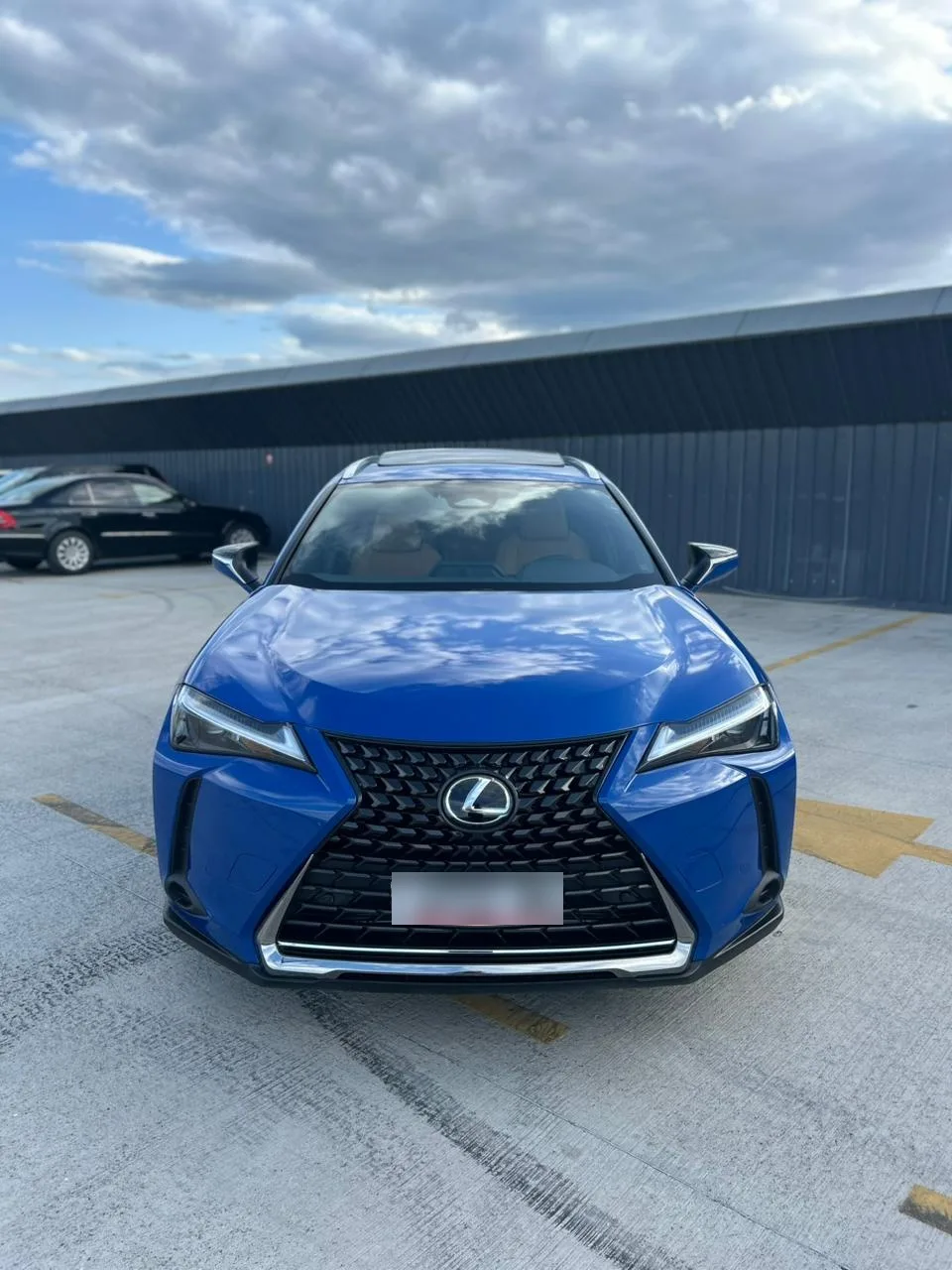 Lexus UX 250h UX300H - 196HP Hybrid 2025 — фото 1, купить с доставкой в Москву