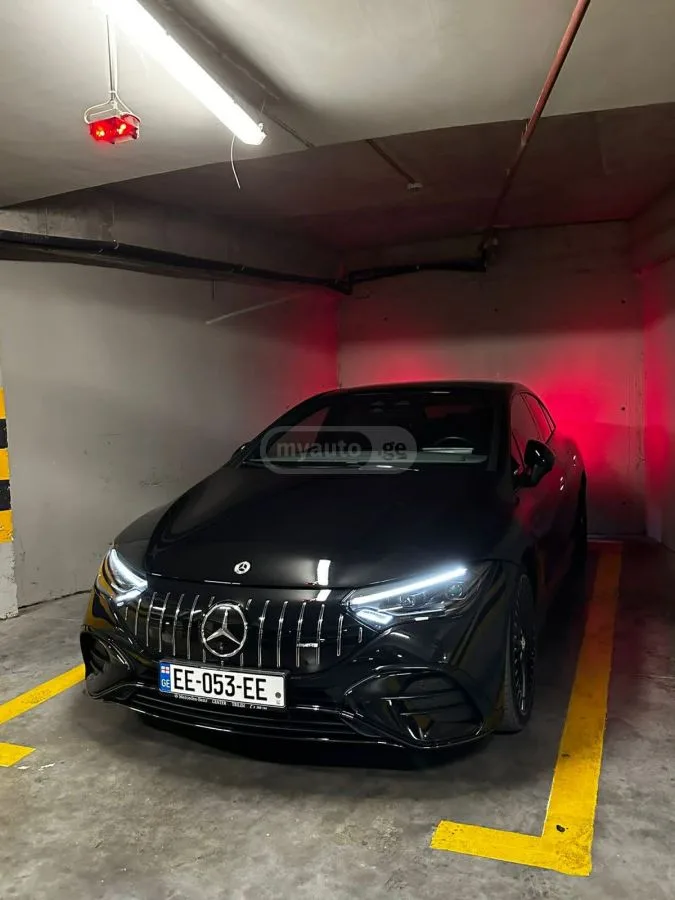 Mercedes-Benz EQE 53 AMG 2023 — фото 1, купить с доставкой в Москву