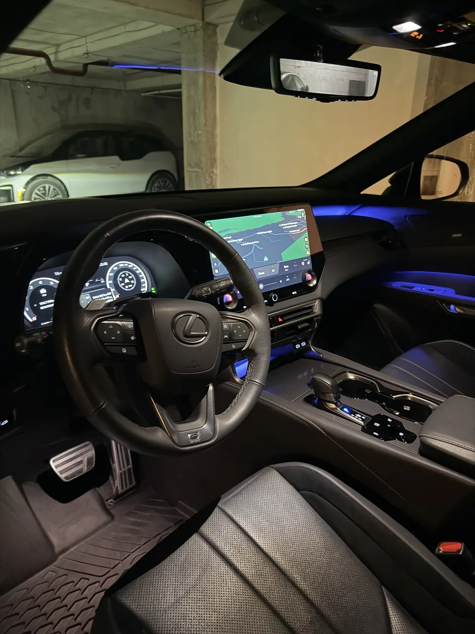 Lexus RX 500 BLACK LINE 2024 — миниатюра 3