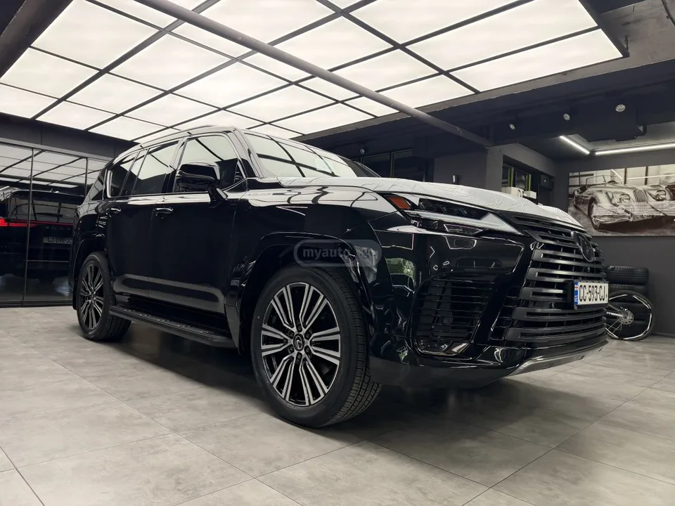 Lexus LX 500 2026 — миниатюра 3