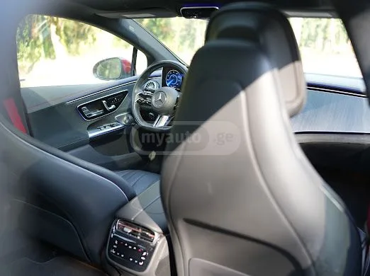 Mercedes-Benz EQE AMG 2023 — миниатюра 3