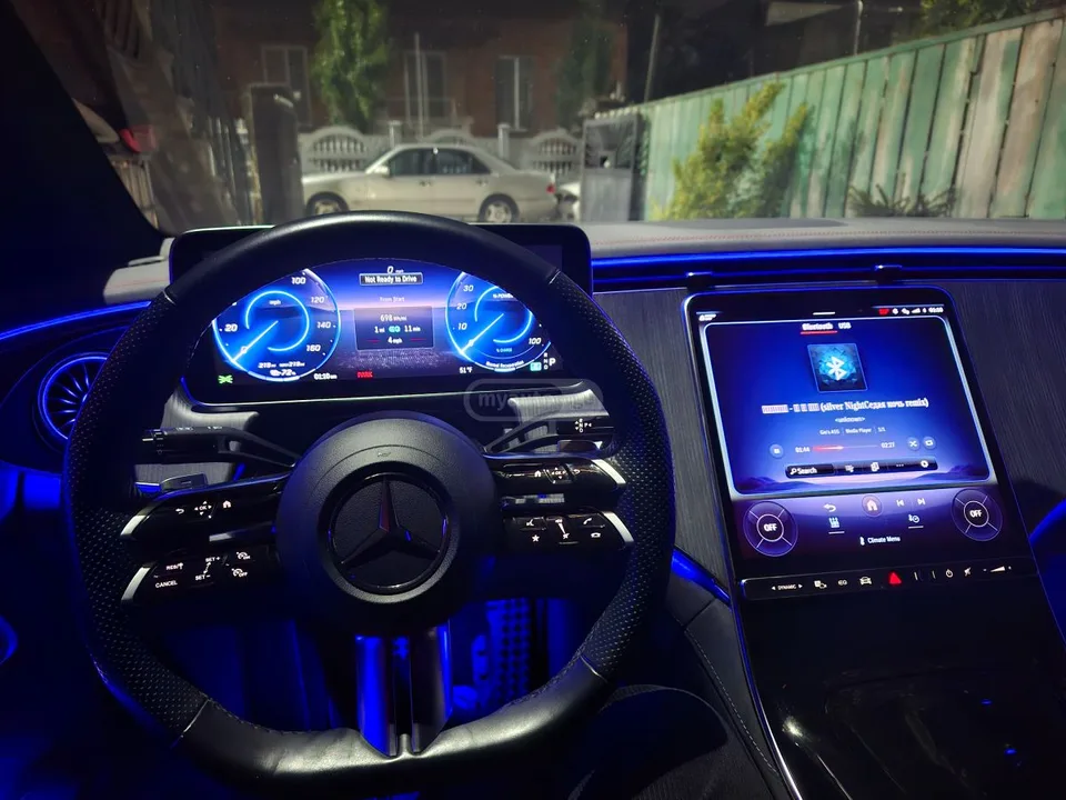 Mercedes-Benz EQE AMG 2023 — миниатюра 5
