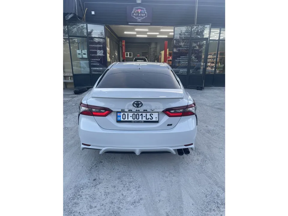 Toyota Camry SE 4dr All-Wheel Drive Sedan A 2023 — миниатюра 5