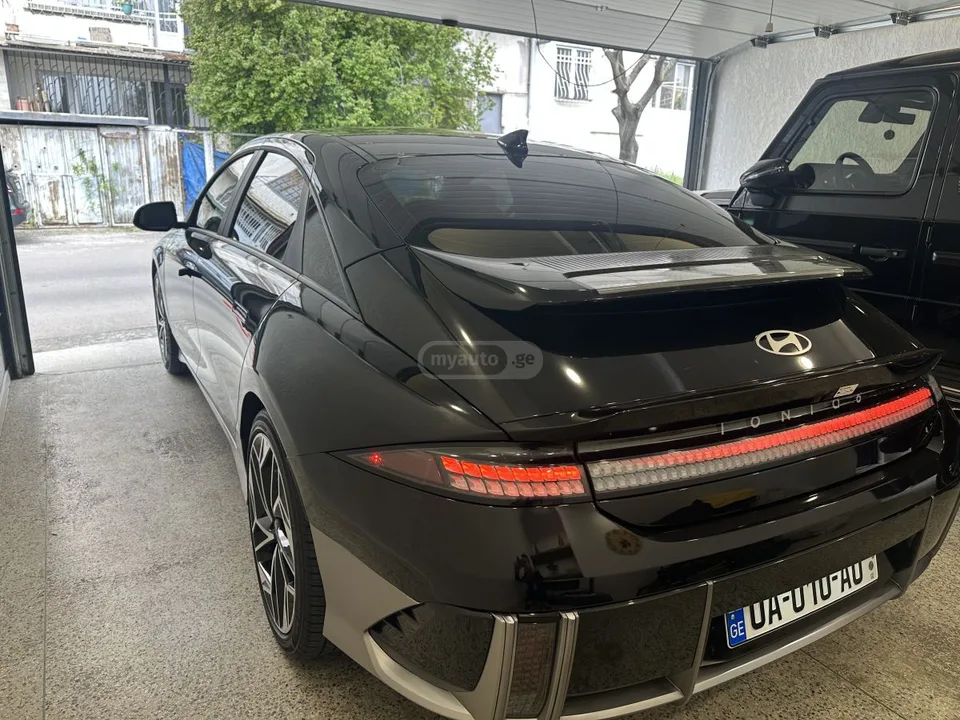 Hyundai Ioniq 6 2024 — миниатюра 2