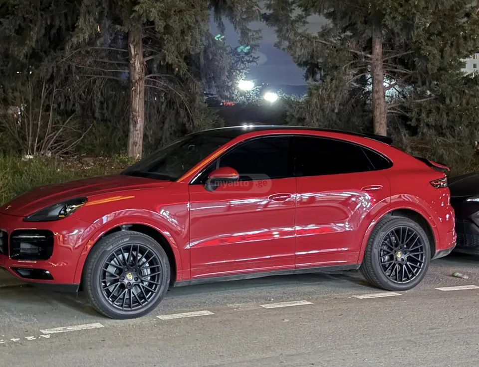 Porsche Cayenne 2022 — миниатюра 4