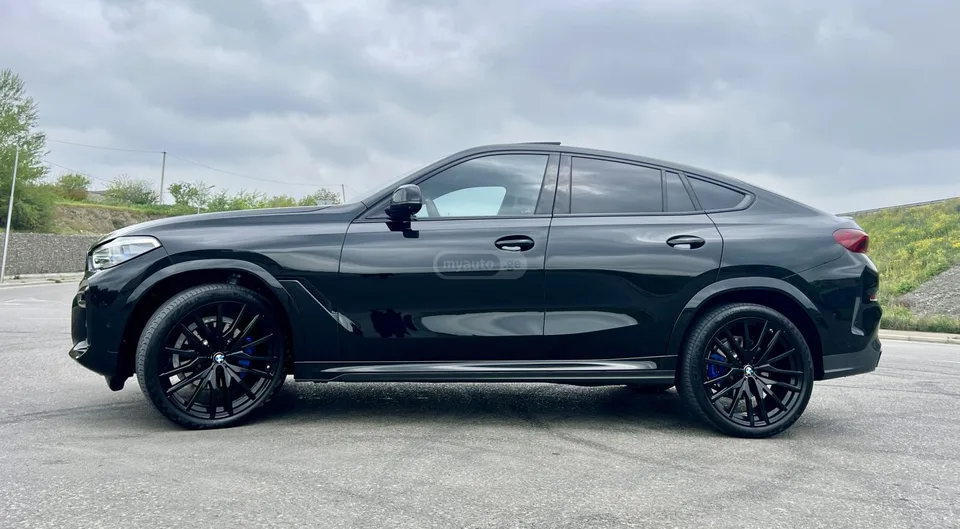BMW X6 xDrive40i 4dr All-Wheel Drive 2022 — миниатюра 2