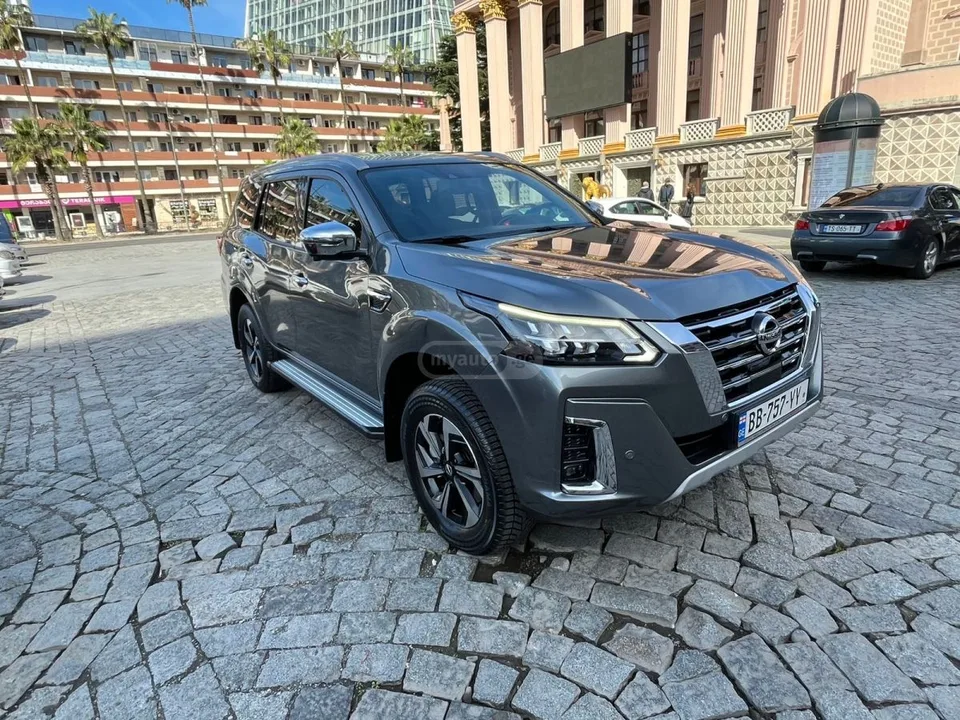 Nissan X-Terra 2023 — миниатюра 2