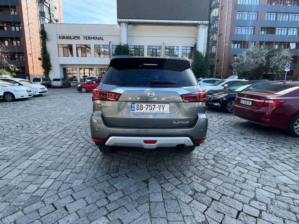 Nissan X-Terra 2023 — миниатюра 4