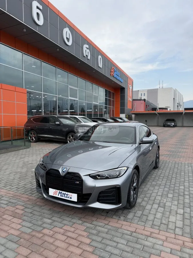BMW i4 2024 — миниатюра 2