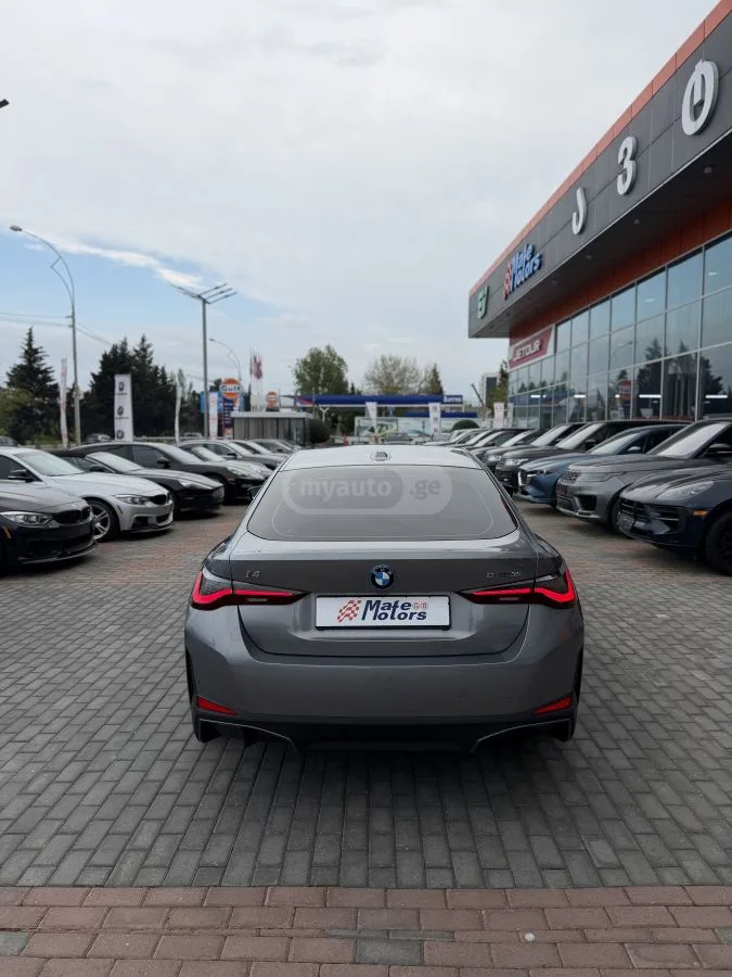 BMW i4 2024 — миниатюра 5