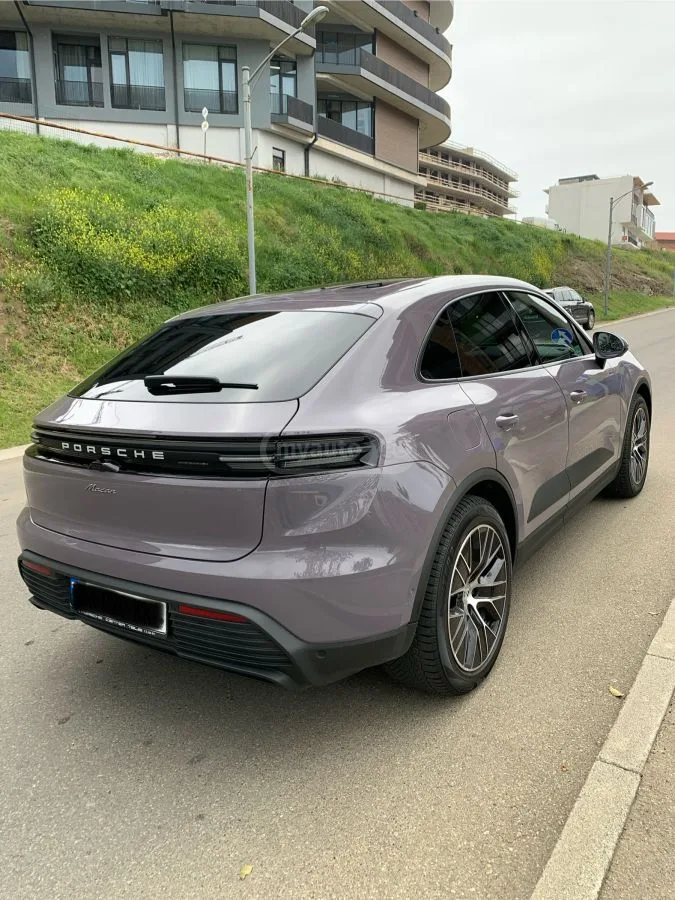 Porsche Macan 2025 — фото 1, купить с доставкой в Москву