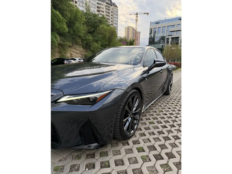 Lexus IS 350 2023 — миниатюра 3