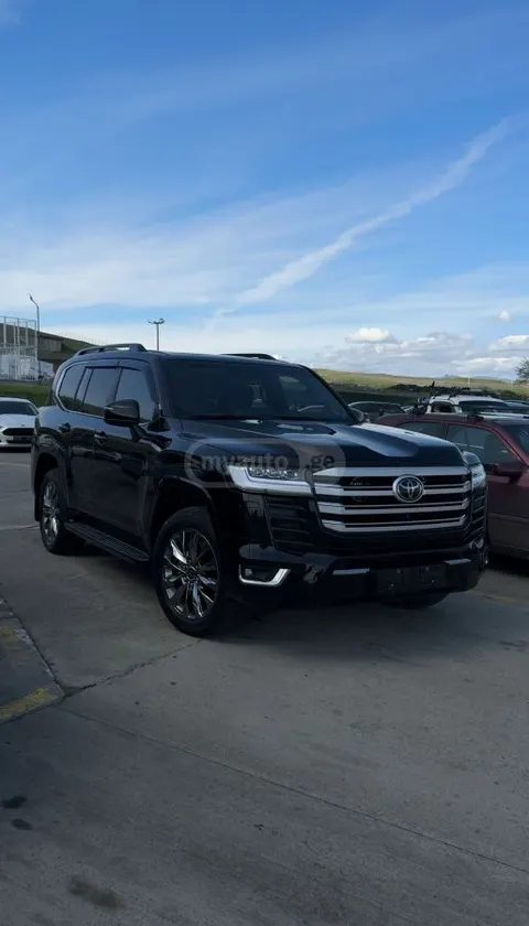 Toyota Land Cruiser 2024 купить в Москве