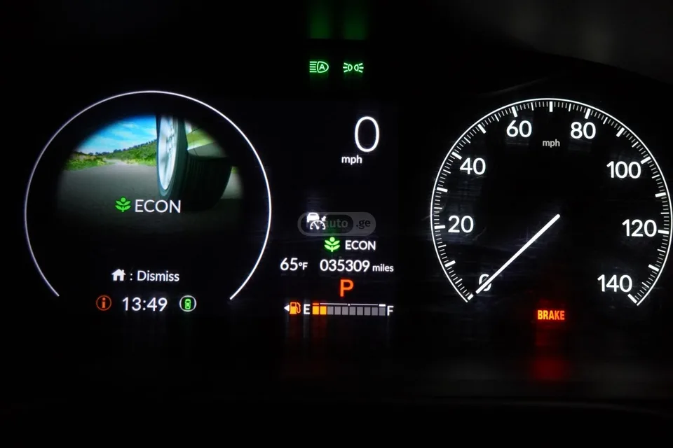 Honda HR-V Sport 4dr All-Wheel Drive CVT 2023 — миниатюра 5