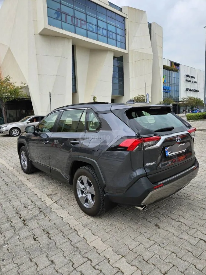 Toyota RAV4 2024 — миниатюра 2
